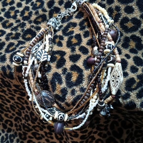 !!Chico's 12 Strand Beaded Necklace 16" - Picture 5 of 10